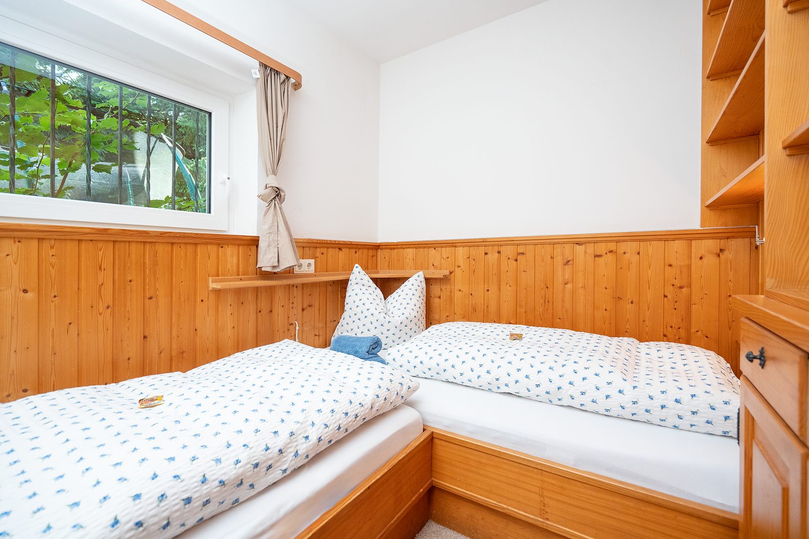 Ferienwohnung Walchensee – zweites Schlafzimmer
